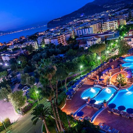 Hilton Sorrento Palace Buitenkant foto