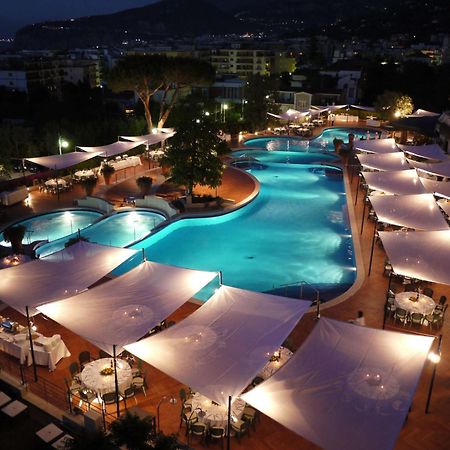 Hilton Sorrento Palace Buitenkant foto