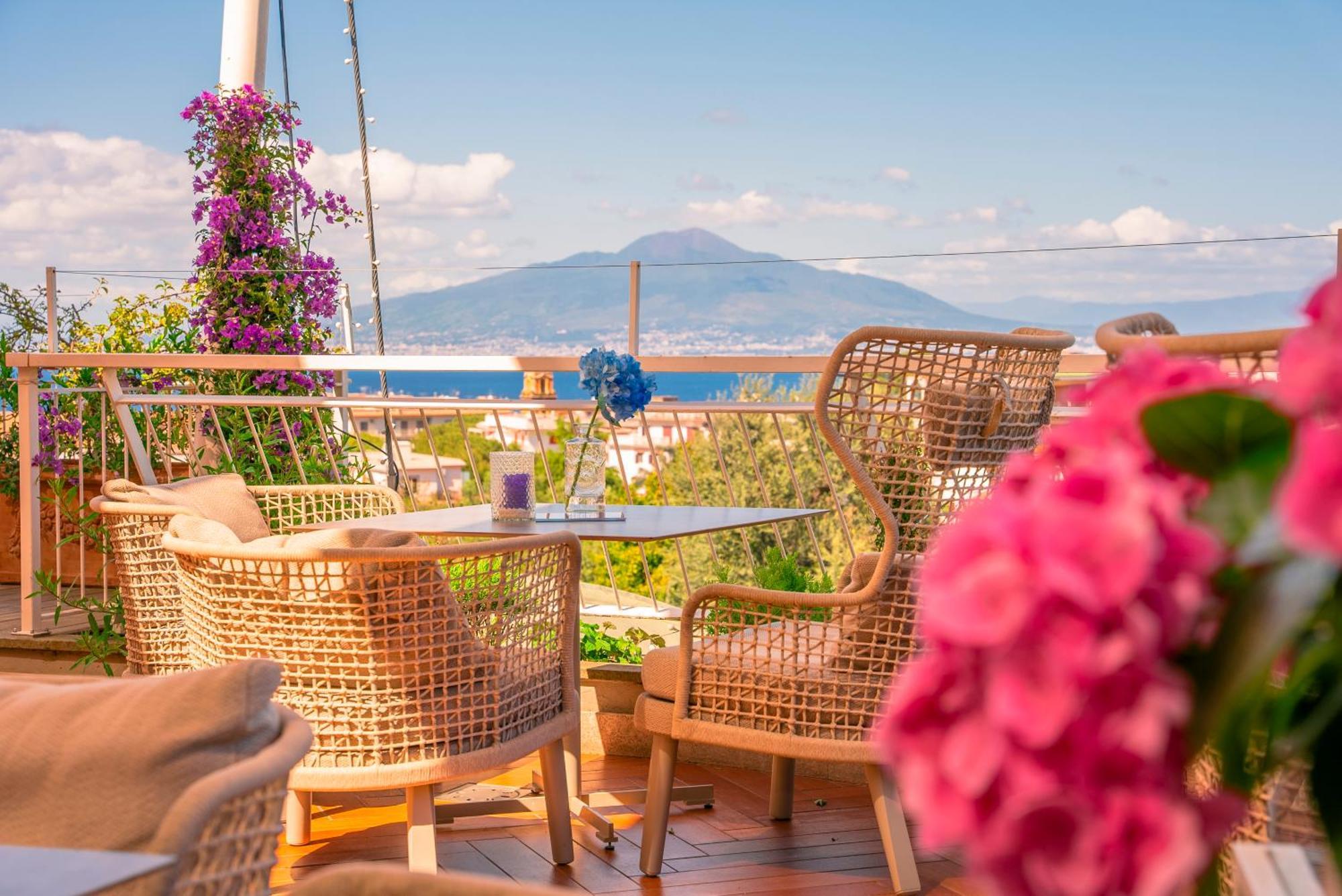 Hilton Sorrento Palace Buitenkant foto