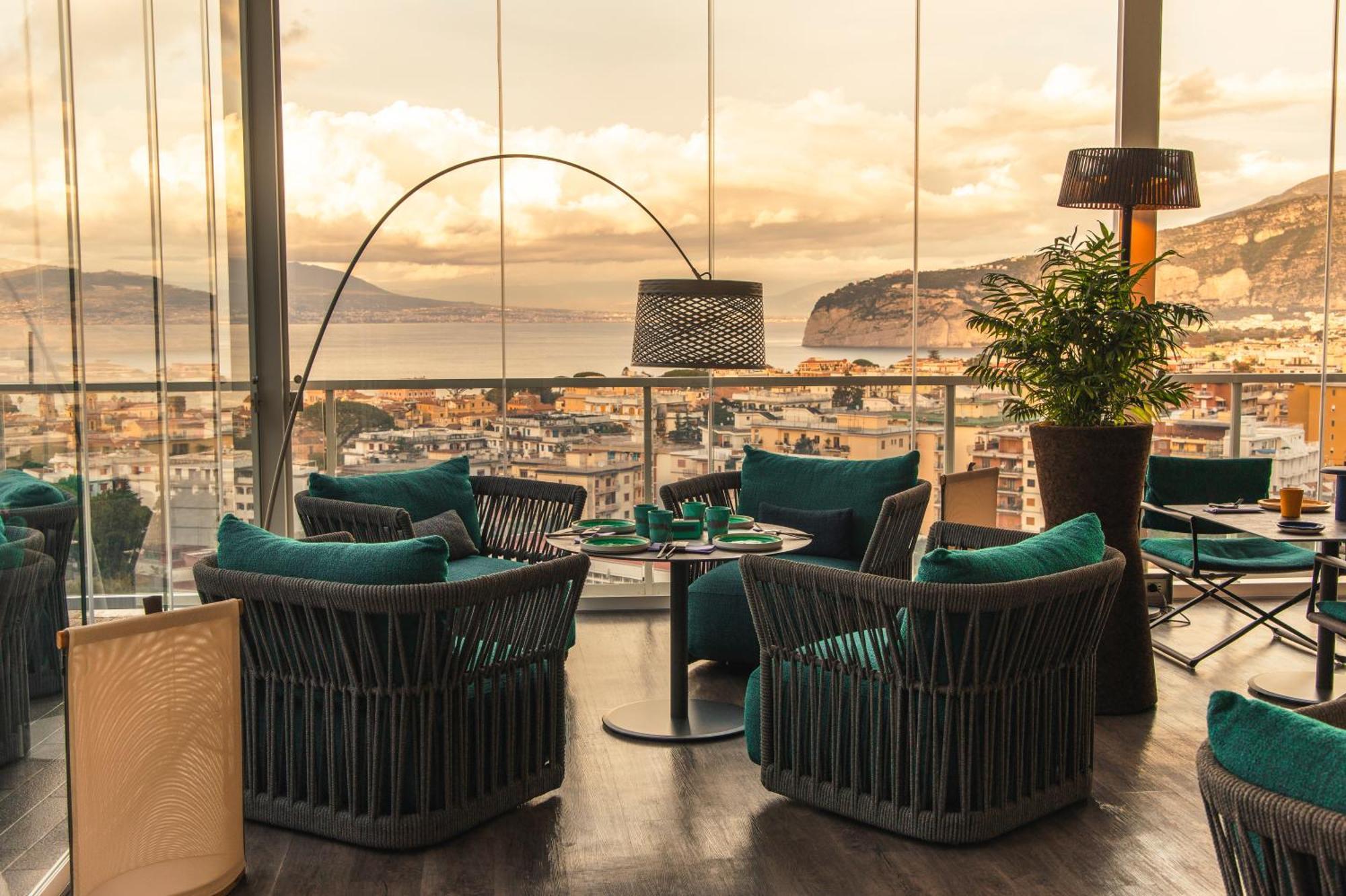 Hilton Sorrento Palace Buitenkant foto