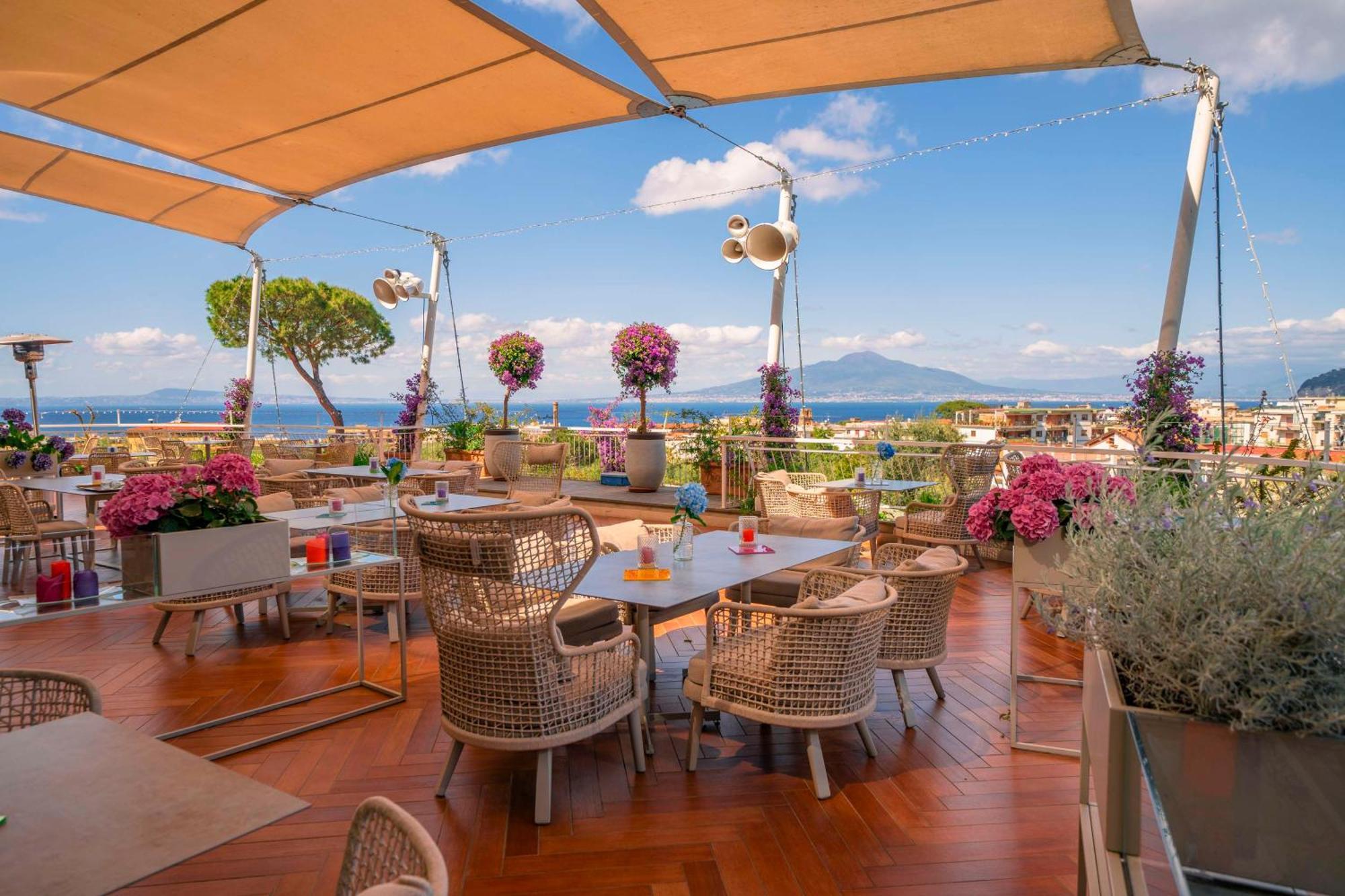 Hilton Sorrento Palace Buitenkant foto