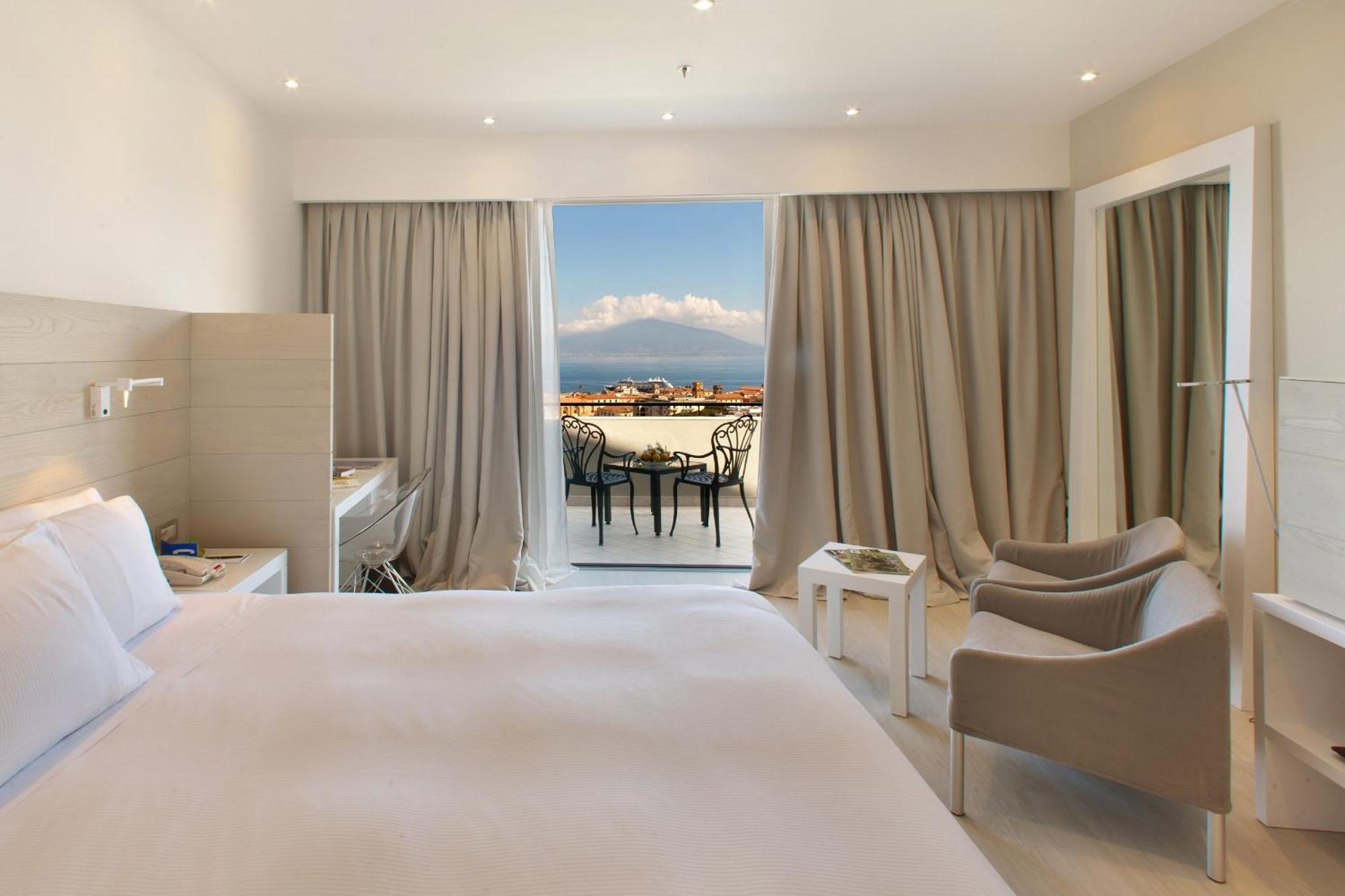 Hilton Sorrento Palace Buitenkant foto