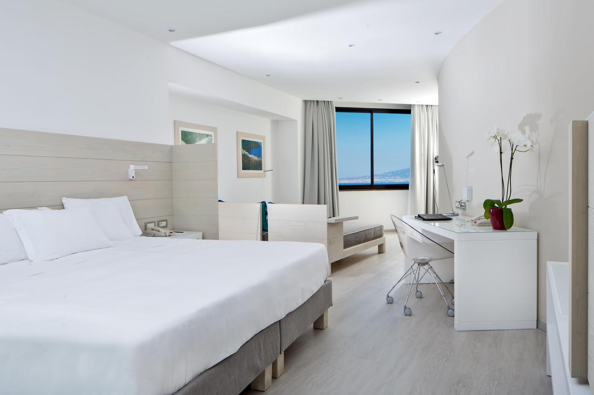 Hilton Sorrento Palace Buitenkant foto