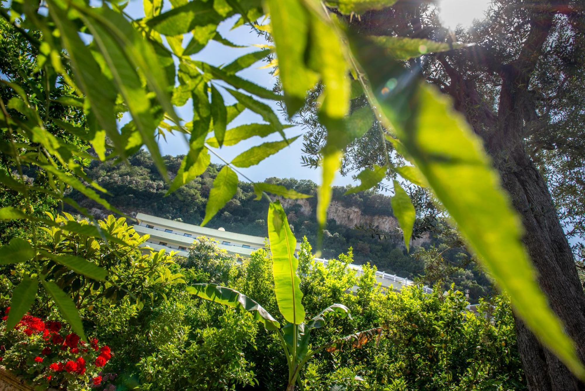 Hilton Sorrento Palace Buitenkant foto